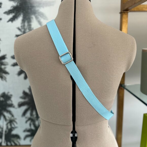 HANDMADE | Rainbow-colored Fanny Pack (Blue / Purple) - Picture 5 of 5